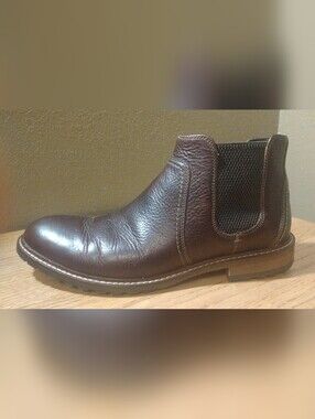 JOHNSTON & MURPHY Men's Size 8.5 Leather Upton Chelsea Style. VG Condition